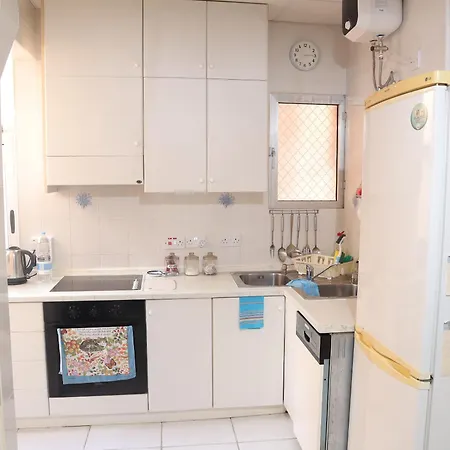 Apartamento Charming Steps From The Sea *