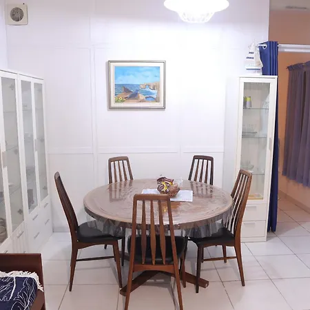 Apartament Charming Steps From The Sea *