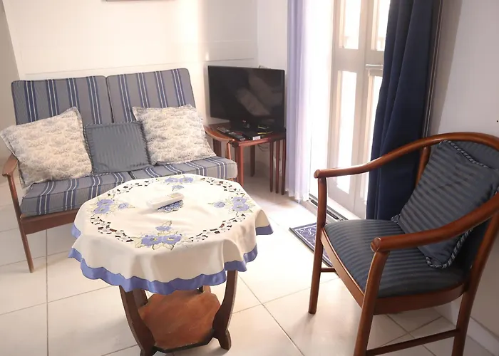 Charming Steps From The Sea Apartamento St Paul's Bay