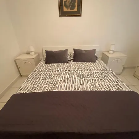 Charming Steps From The Sea セント・ポールズ・ベイ