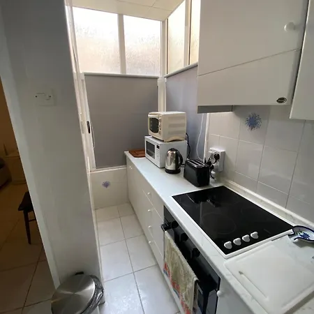 アパート Charming Steps From The Sea