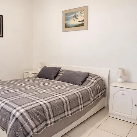 Charming Steps From The Sea Apartament *