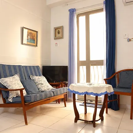 Apartament Charming Steps From The Sea *
