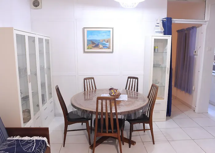 Apartament Charming Steps From The Sea *