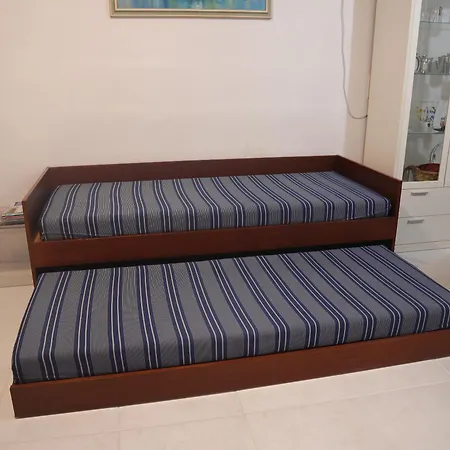 Apartament Charming Steps From The Sea